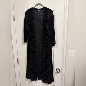 Express Black Patterned Kimono